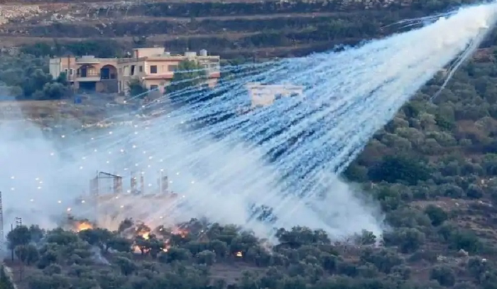 قصف فوسفوري على الجنوب