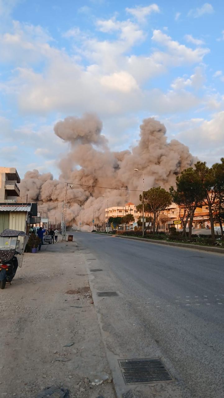 استهداف مقر القرض الحسن في بدنايل وحوش الغنم.