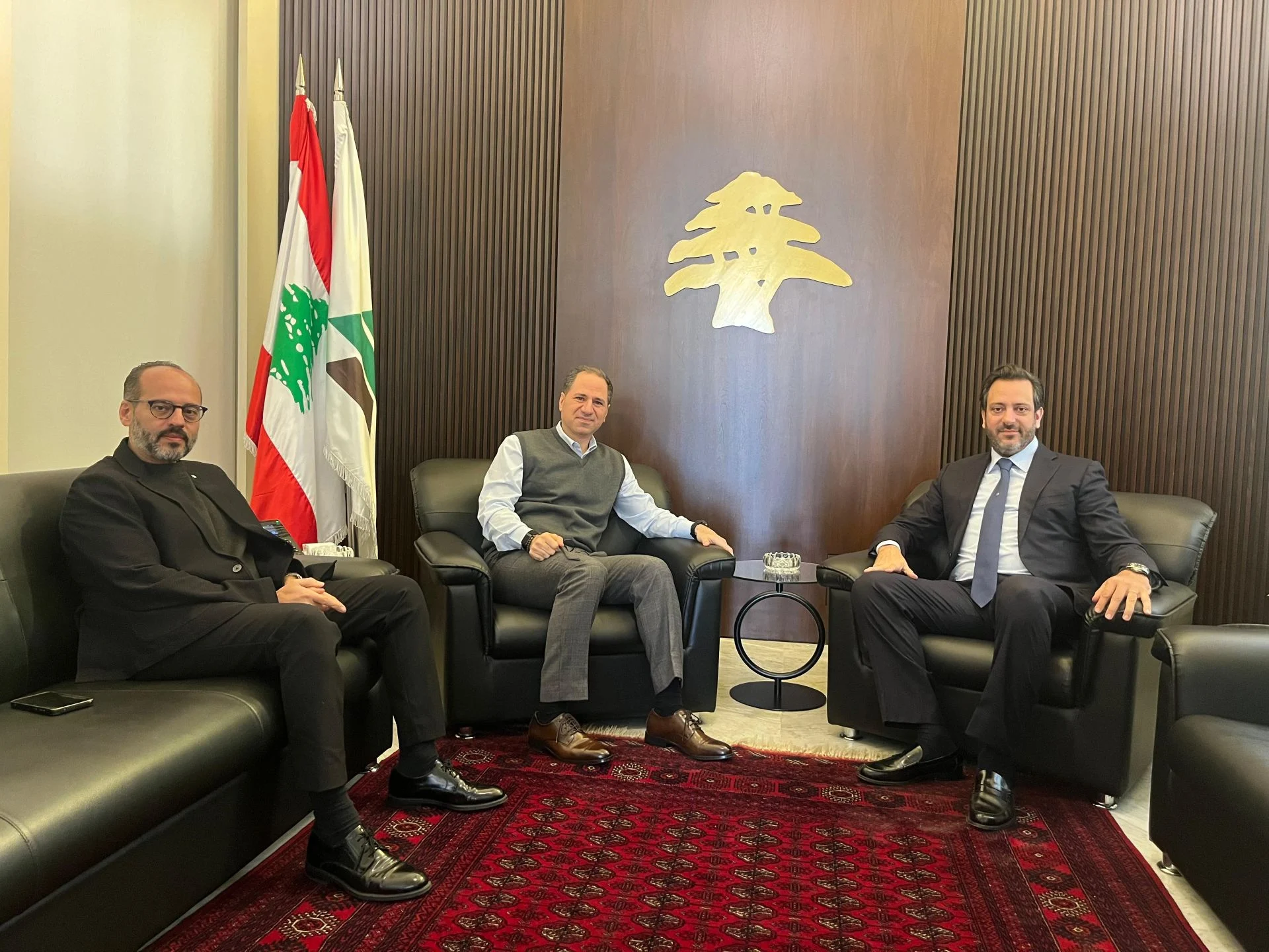 الاستحقاق الانتخابي بين الجميّل وغي مانوكيان