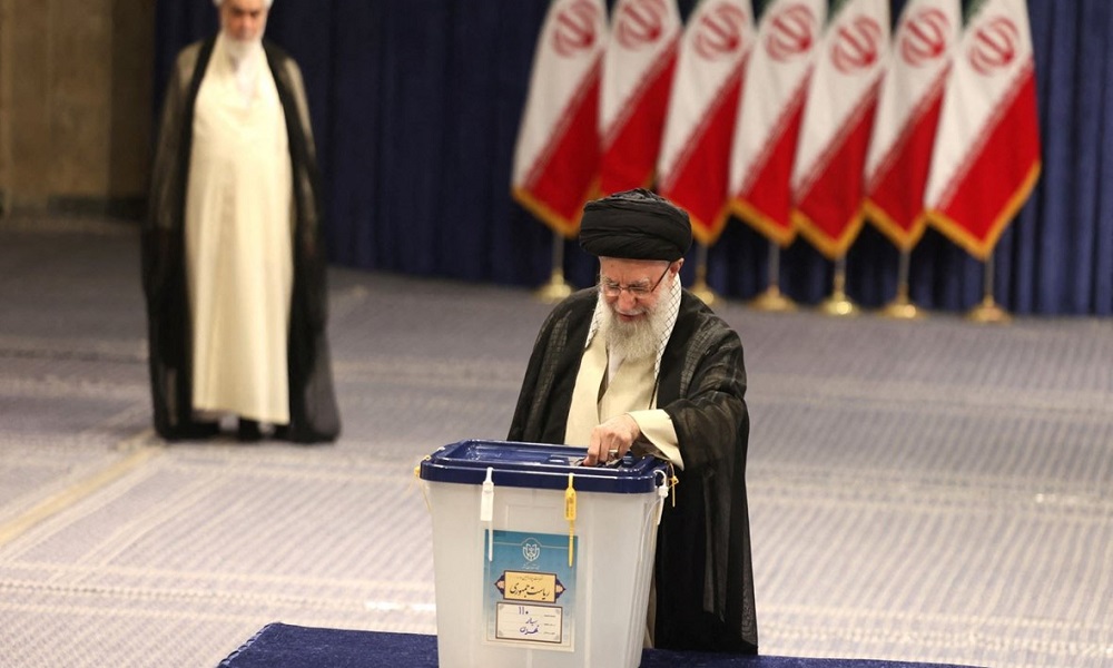 اختيار خليفة خامنئي بعد التشييع!