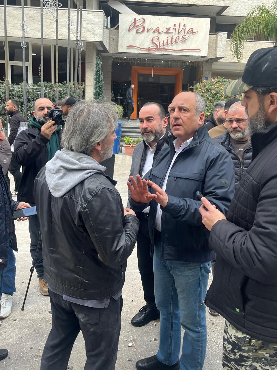 بو عاصي يتفقد مبنى اوتيل comfort في بعبدا