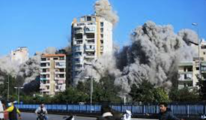 «تفاوض بالنار» بين لبنان وإسرائيل... ونتنياهو يتجاهل الضغوط «لتحقيق أهداف الشمال»<br />
القصف يلامس بيروت... وصواريخ «حزب الله» في محيط تل أبيب 4 مرات