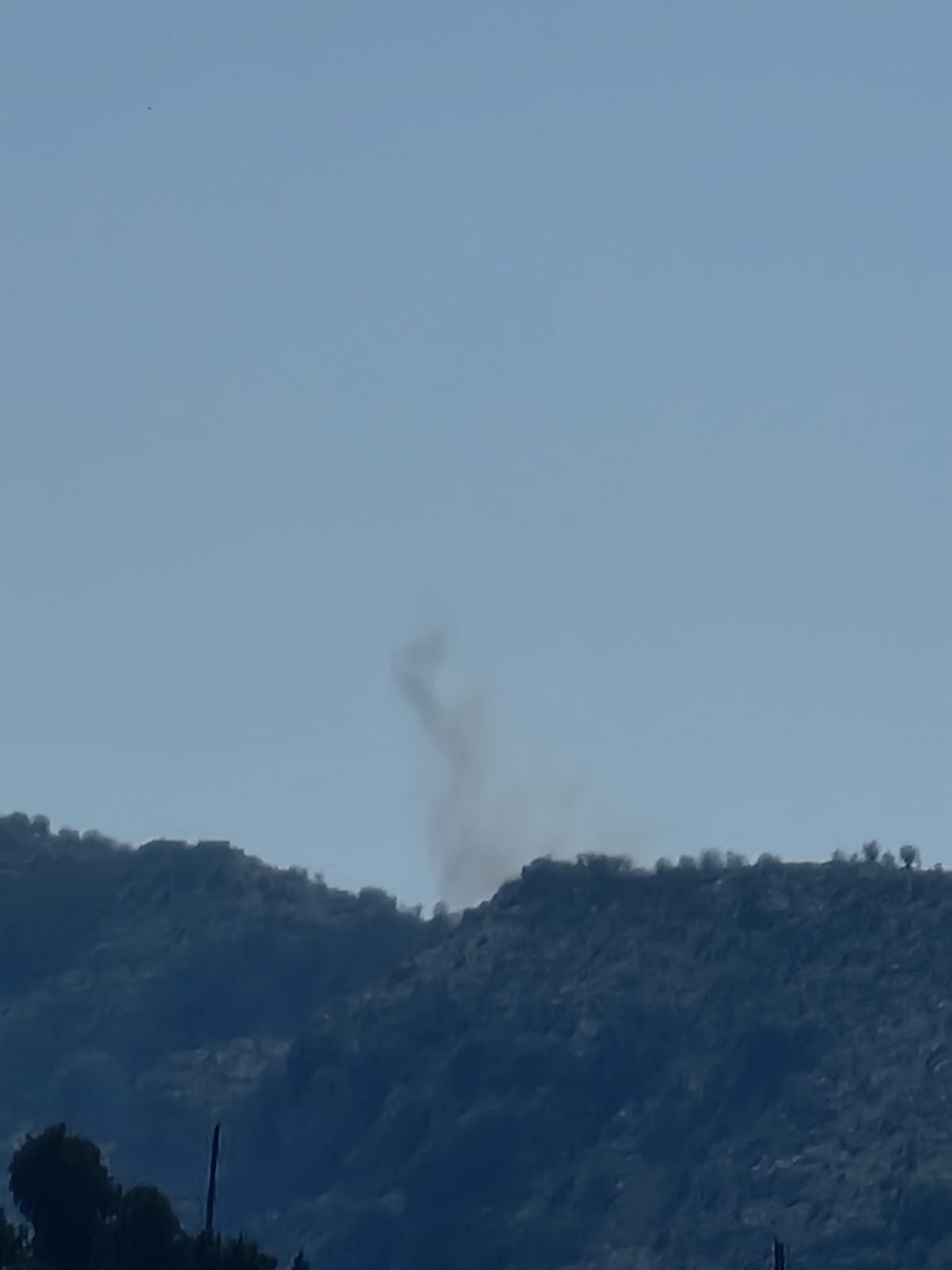 حزب الله يستهدف موقع رويسات العلم  في مرتفعات كفرشوبا