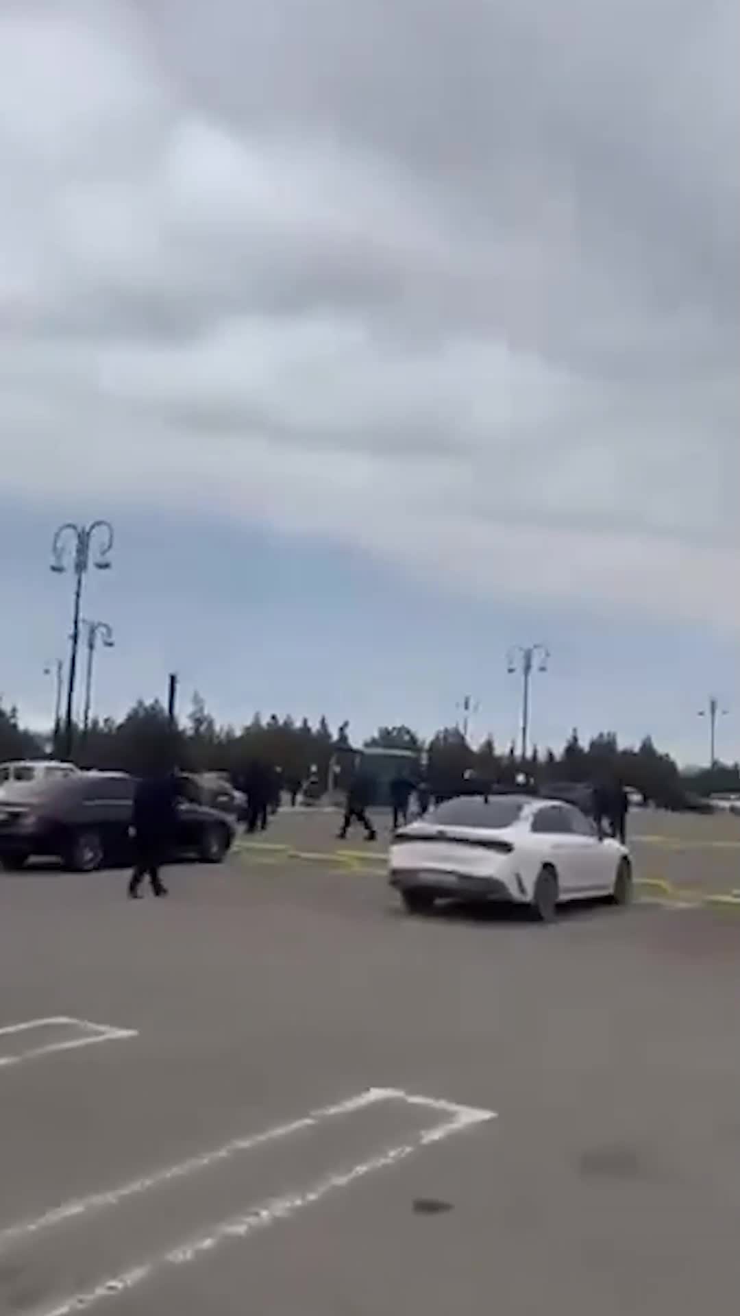 سقوط مسيّرة إيرانية ​في مطار ناخشيفان في أذربيجان