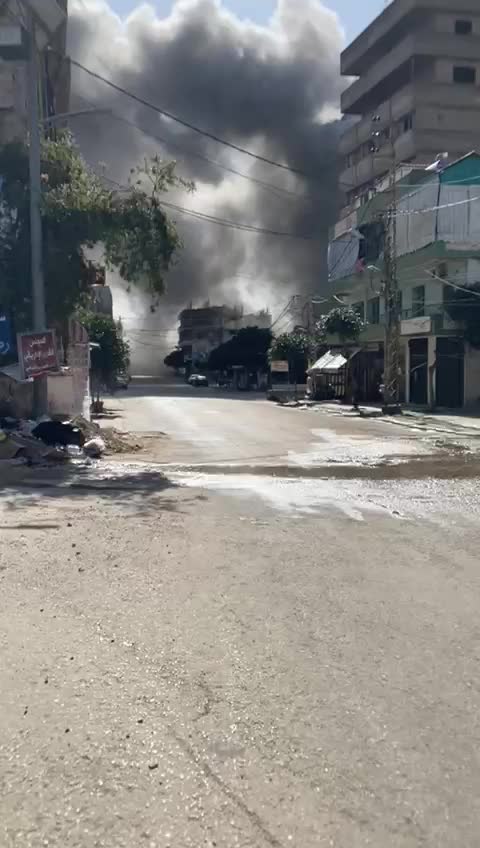 بالفيديو - غارة على النبطية الفوقا