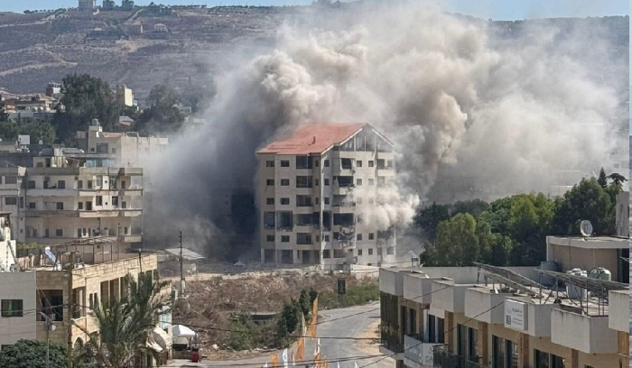 18 قتيلاً و60 جريحاً في غارة الجناح