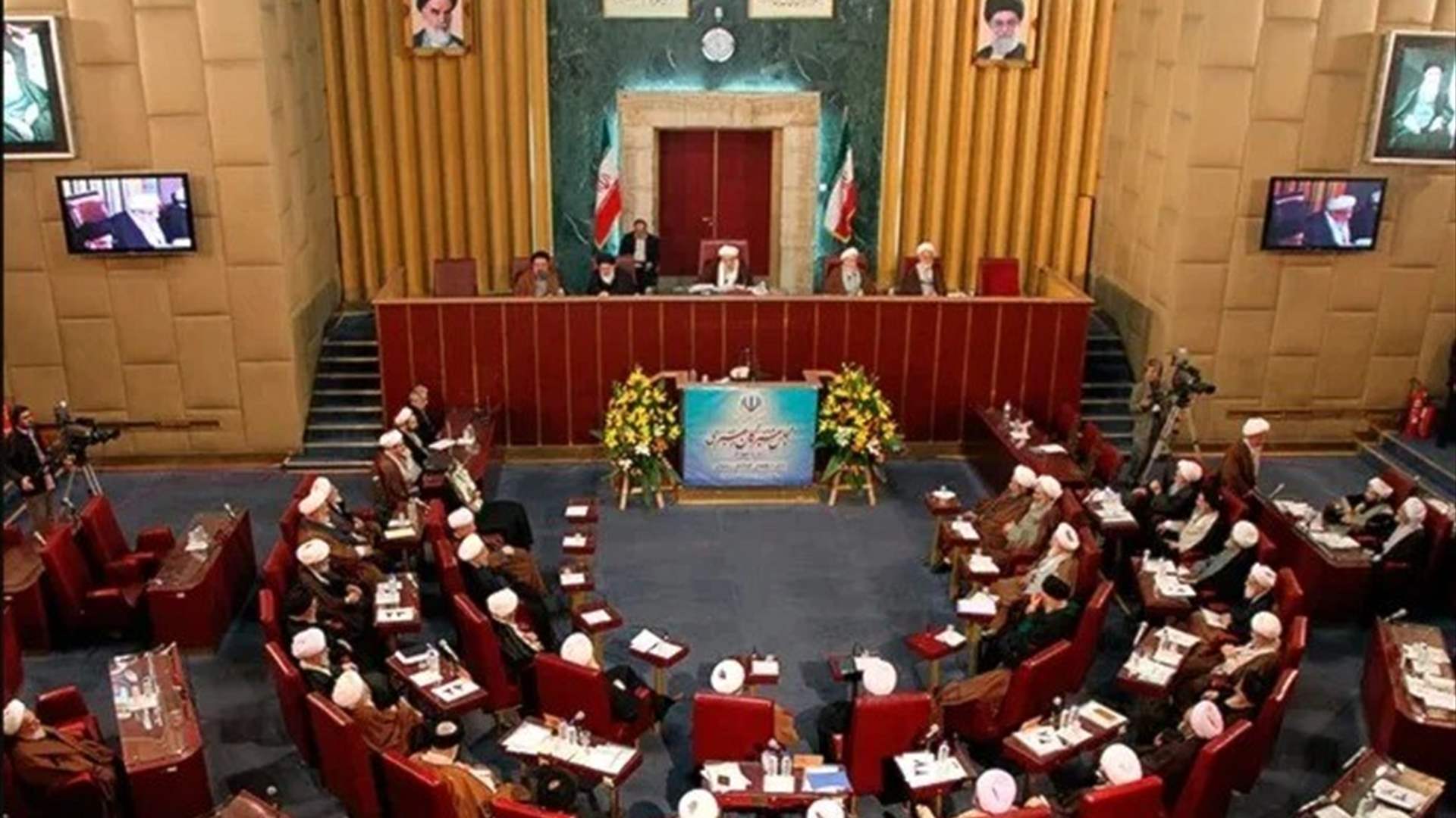 متى سيتم إختيار المرشد الايراني الجديد؟