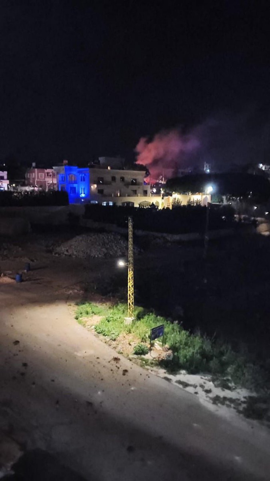 الطيران الإسرائيلي يشن غارات على أنصار ومحيط قلعة ميس وسيناي