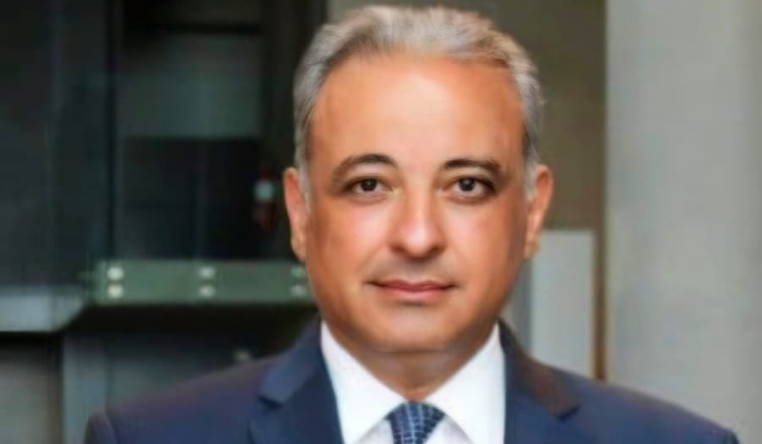وزير الثقافة يردّ على ما اسماه 