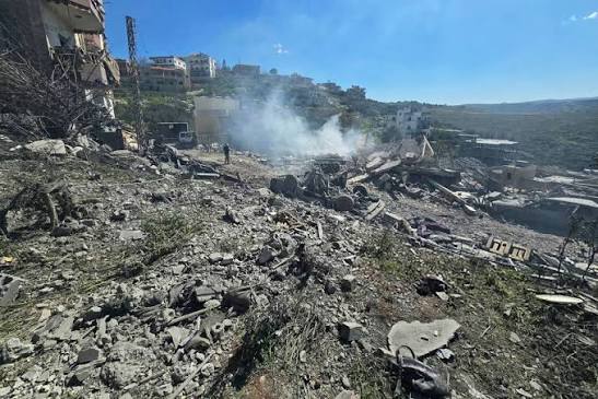 أزمة النزوح تتفاقم… والتحذيرات تتصاعد<br />
التمديد يمرّ اليوم… والجيش في عين العاصفة