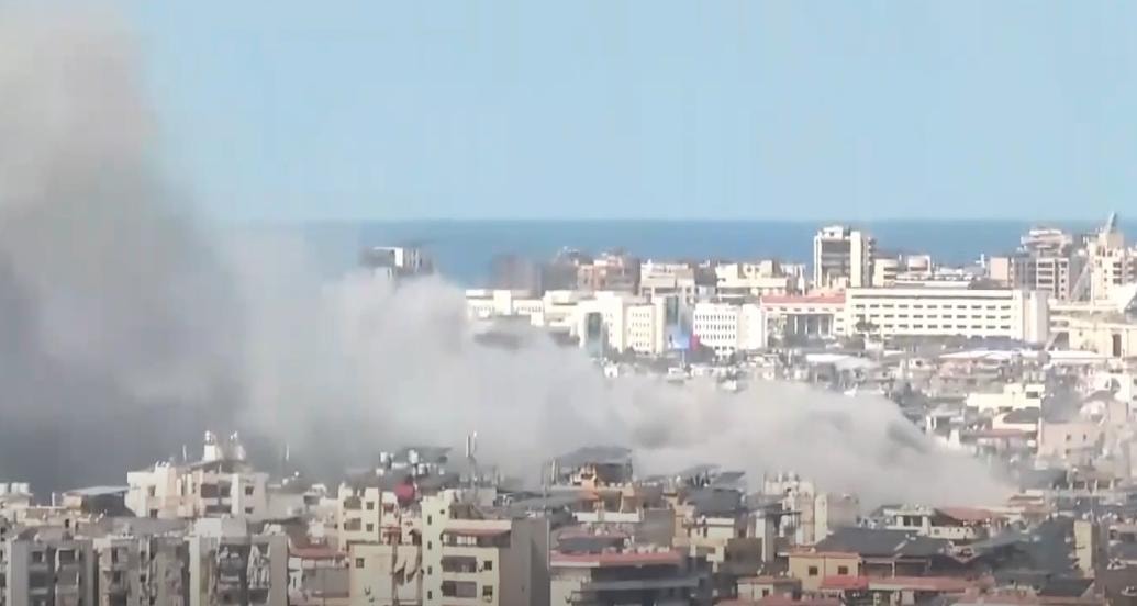 غارة استهدفت القرض الحسن في حارة حريك