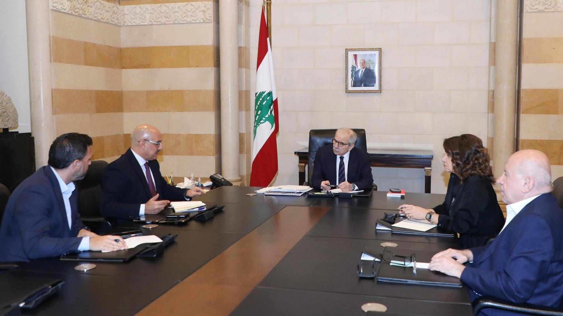 سلام يُتابع ملفّ النزوح