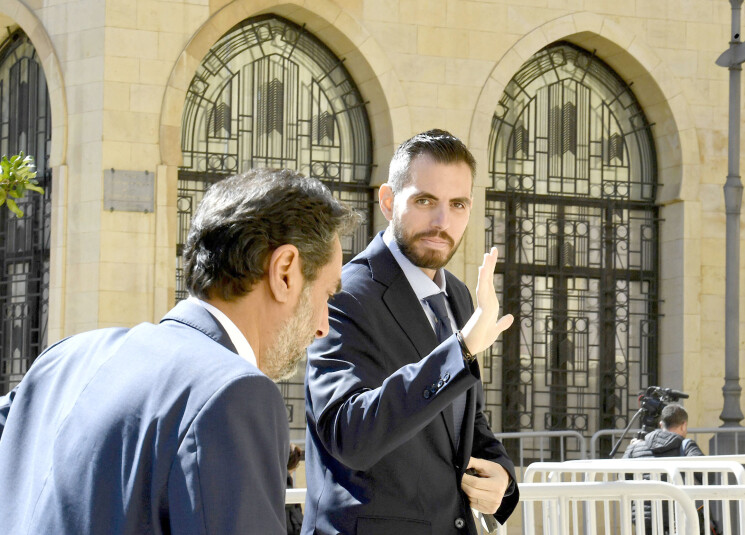 عون يغطي هيكل ويطلق مبادرة للحل… التمديد سنتين… وحملة مشبوهة ضدّ الجيش