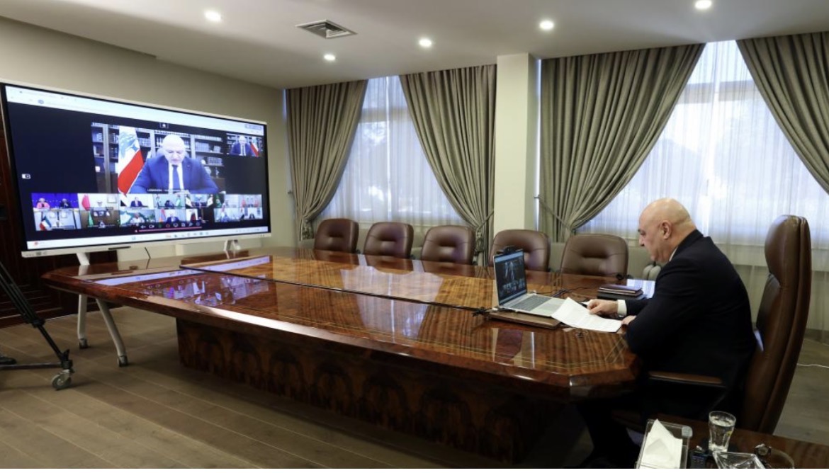 عون يبادر للإنقاذ: مفاوضات مباشرة ونزع سلاح 