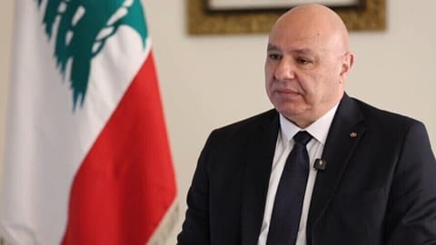 عون اتصل بالبطريرك الراعي معزّياً: الأب بيار الراعي كان مثالاً للصمود