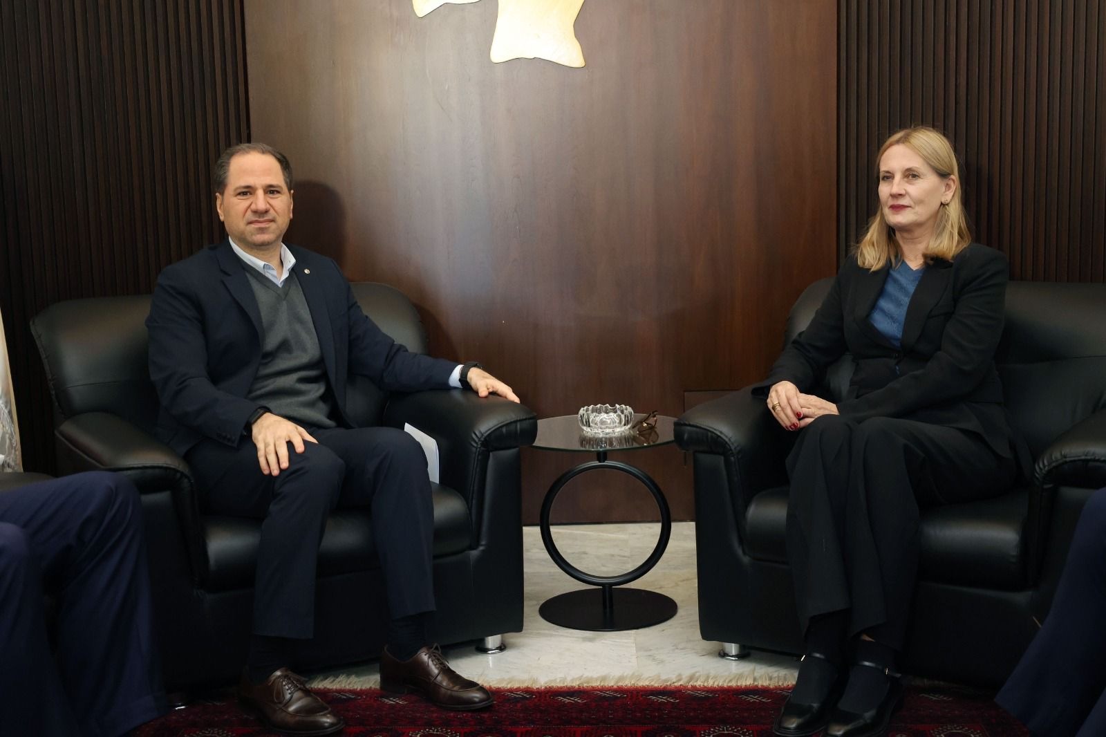 الجميل التقى سفيرة النروج: لدعم الجيش اللبناني من أجل القيام بواجباته