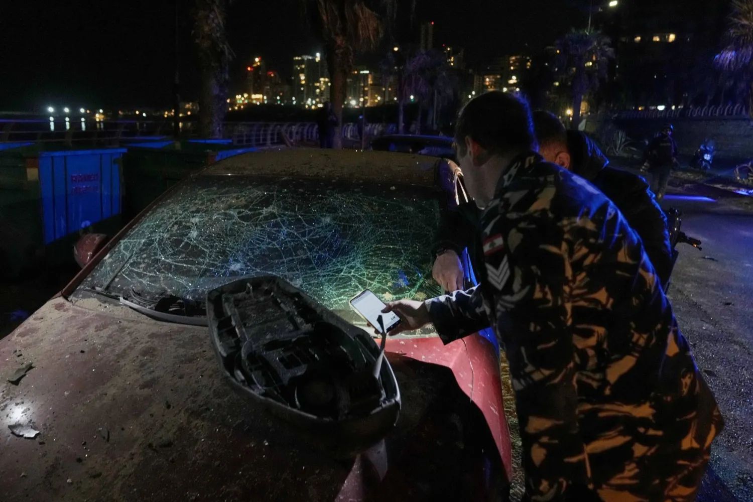 7 قتلى في غارة إسرائيلية على منطقة الرملة البيضاء