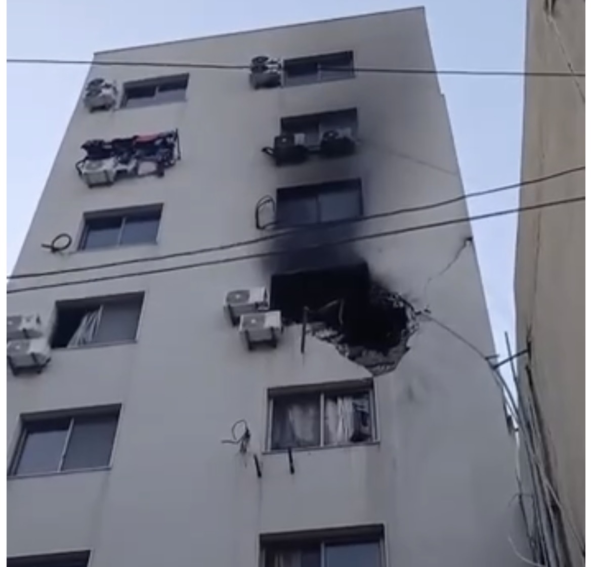 استهداف شقة سكنية في منطقة النبعة - برج حمود