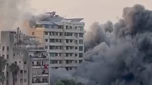 العدوان الإسرائيلي المتفلِّت يضرب وسط بيروت ويتوسَّع بالتهجير وجرائم القتل
عون يشكل وفد التفاوض وسلام لإنهاء مغامرة الإسناد.. ونتنياهو يتوعد قاسم