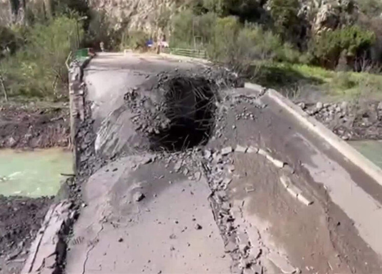 حذار الاستمرار بما يسهًل لإسرائيل مخططاتها!