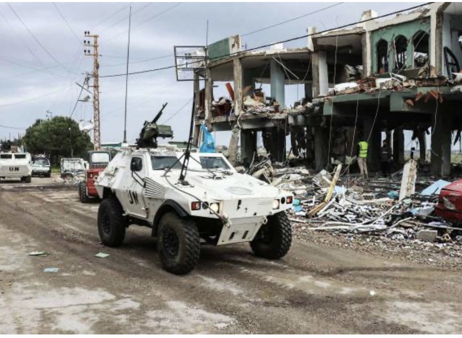 لبنان في قلب الحرب والدبلوماسية امام طريق مسدود<br />
العدو يحضّر لهجوم بري وحزب الله يمطر الجليل بالصواريخ