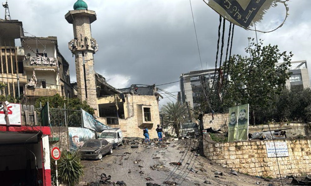 غارة على محيط مسجد في النبطية