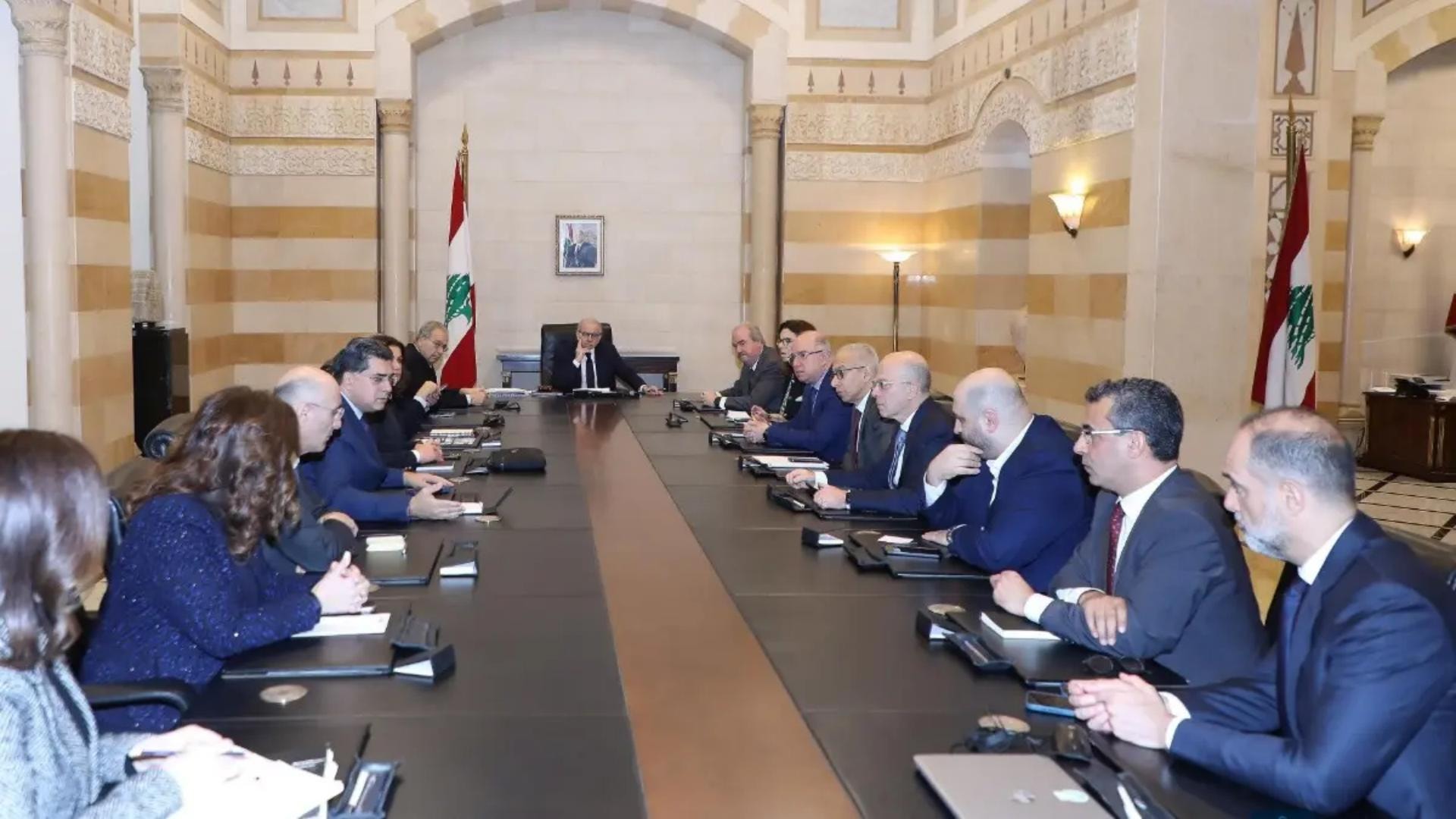 الحكومة تُتابع ملفَّي النازحين وارتفاع الأسعار