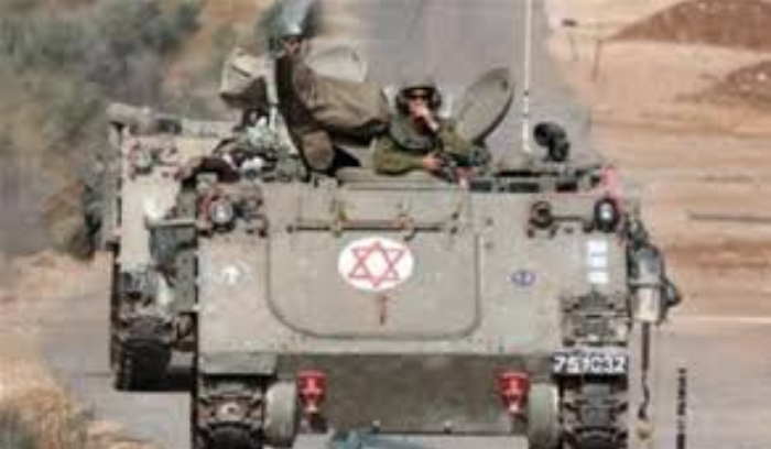 الجيش الإسرائيلي يرفع حالة التأهب الدفاعي بعد رصد سرب مسيرات من اليمن