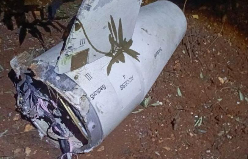 صاروخ غير منفجر يخترق منزلاً في القرعون… وتحذيرات أمنية