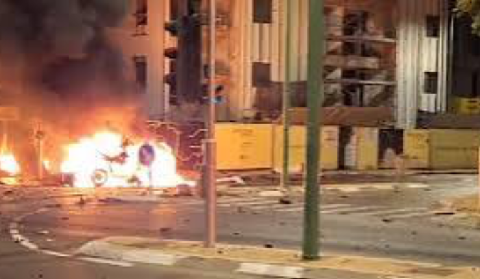 انفجار سيارة في تل أبيب