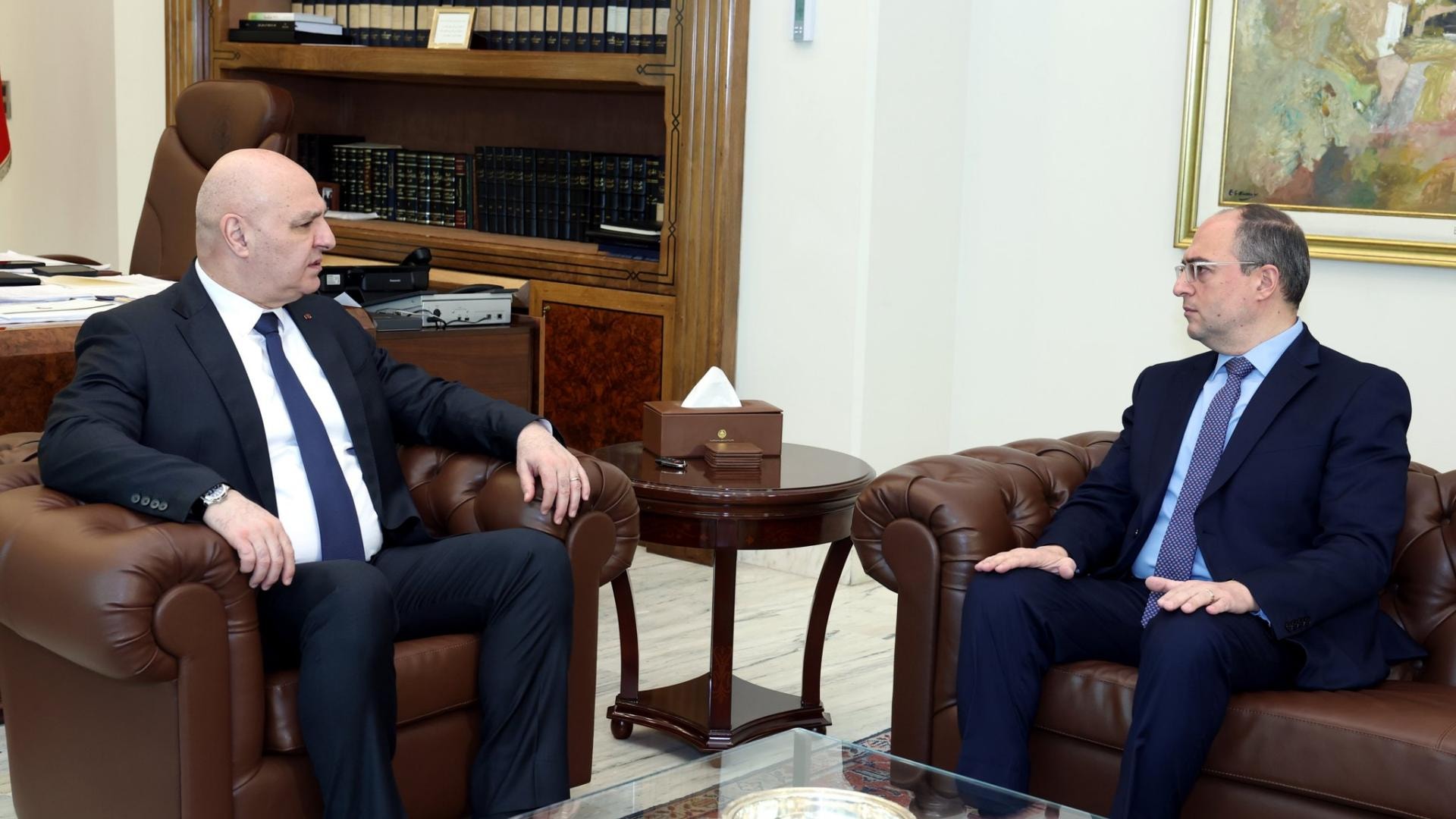 الرئيس عون اطّلع على أوضاع الإدارات والمؤسسات الرسمية