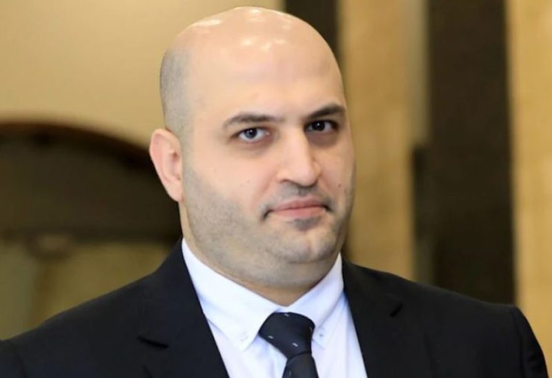 وزير الصحة يتفقد أوضاع النازحين ويؤكد استمرار دعمهم الصحي