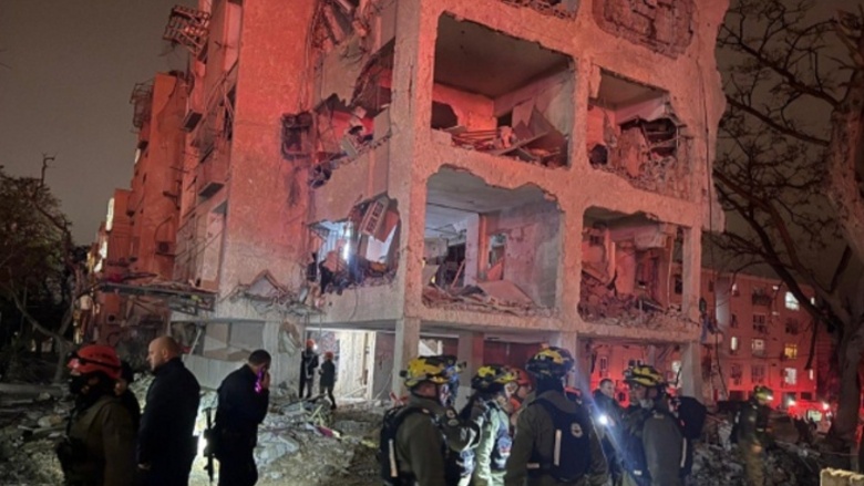 تيمور جنبلاط يؤكد حاجة لبنان إلى التماسك وطني.. إصابات ودمار واسع في إسرائيل