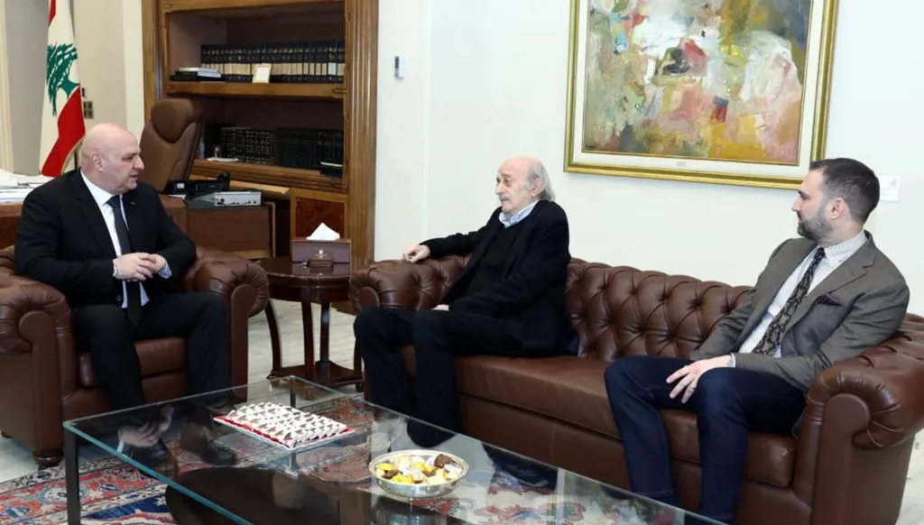 تهويل وفيق صفا يثير التساؤلات القلقة عن الدولة تدمير متسارع للجسور... والحازمية تحت الاستباحة!