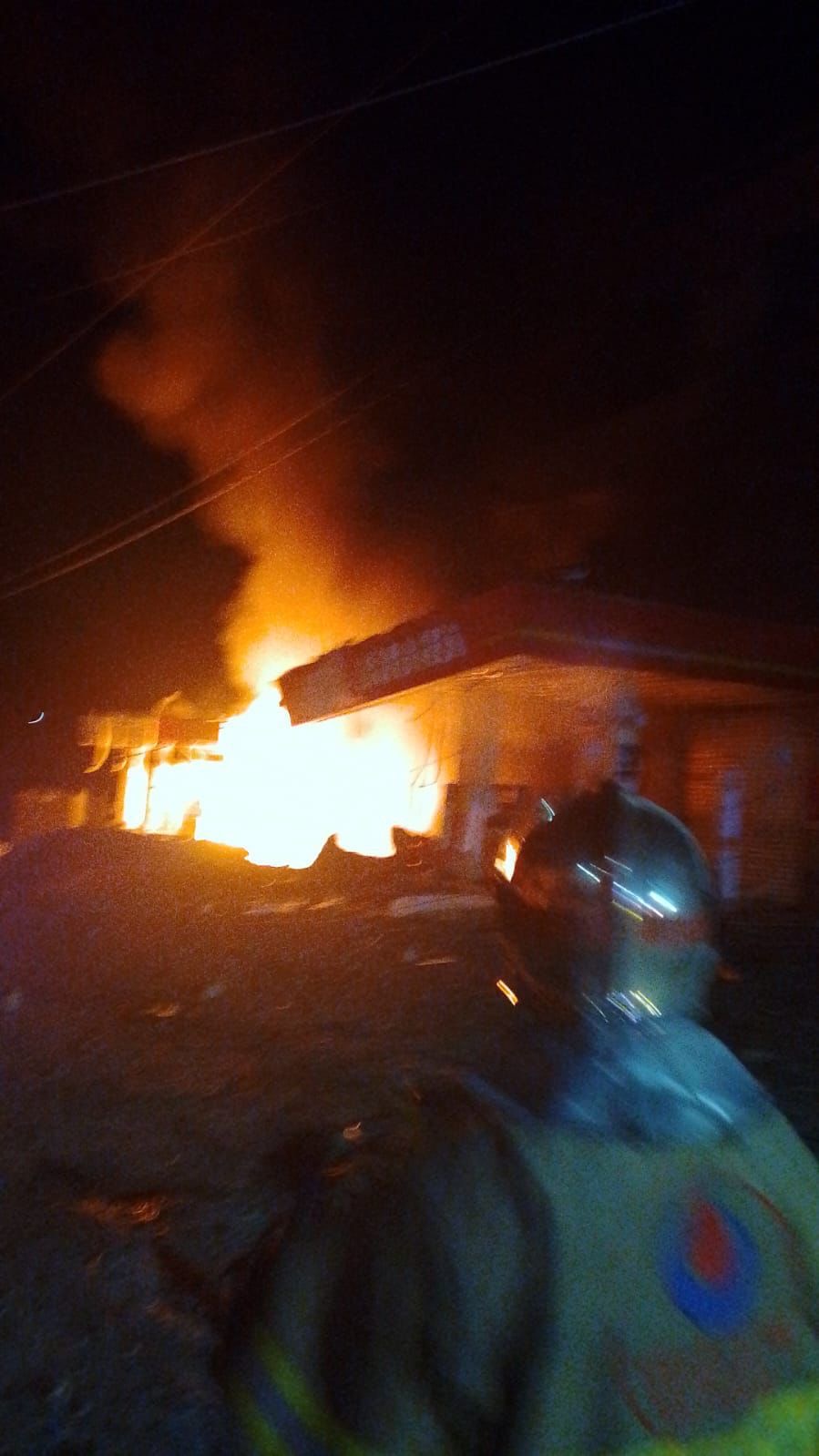 غارتان إسرائيليتان تستهدفان الدوير ودير قانون رأس العين