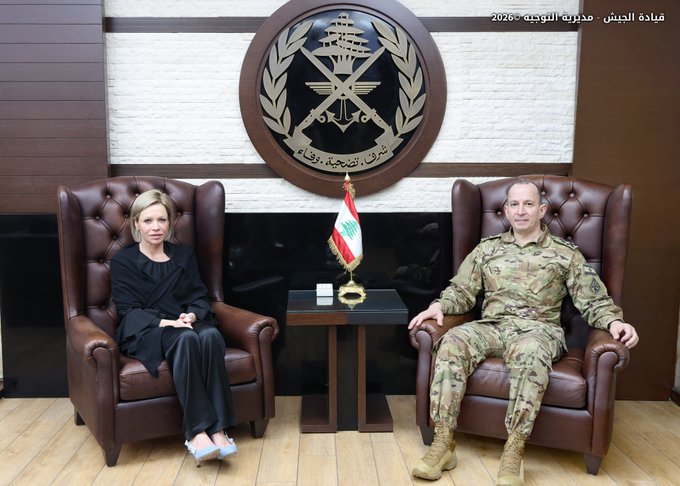 قائد الجيش يبحث مع المنسقة الأممية التطورات… وتأكيد أن المؤسسة العسكرية “خشبة الخلاص” للبنان