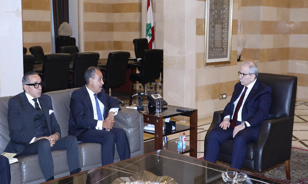 عبد العاطي: نقف إلى جانب لبنان سياسيًا وإنسانيًا