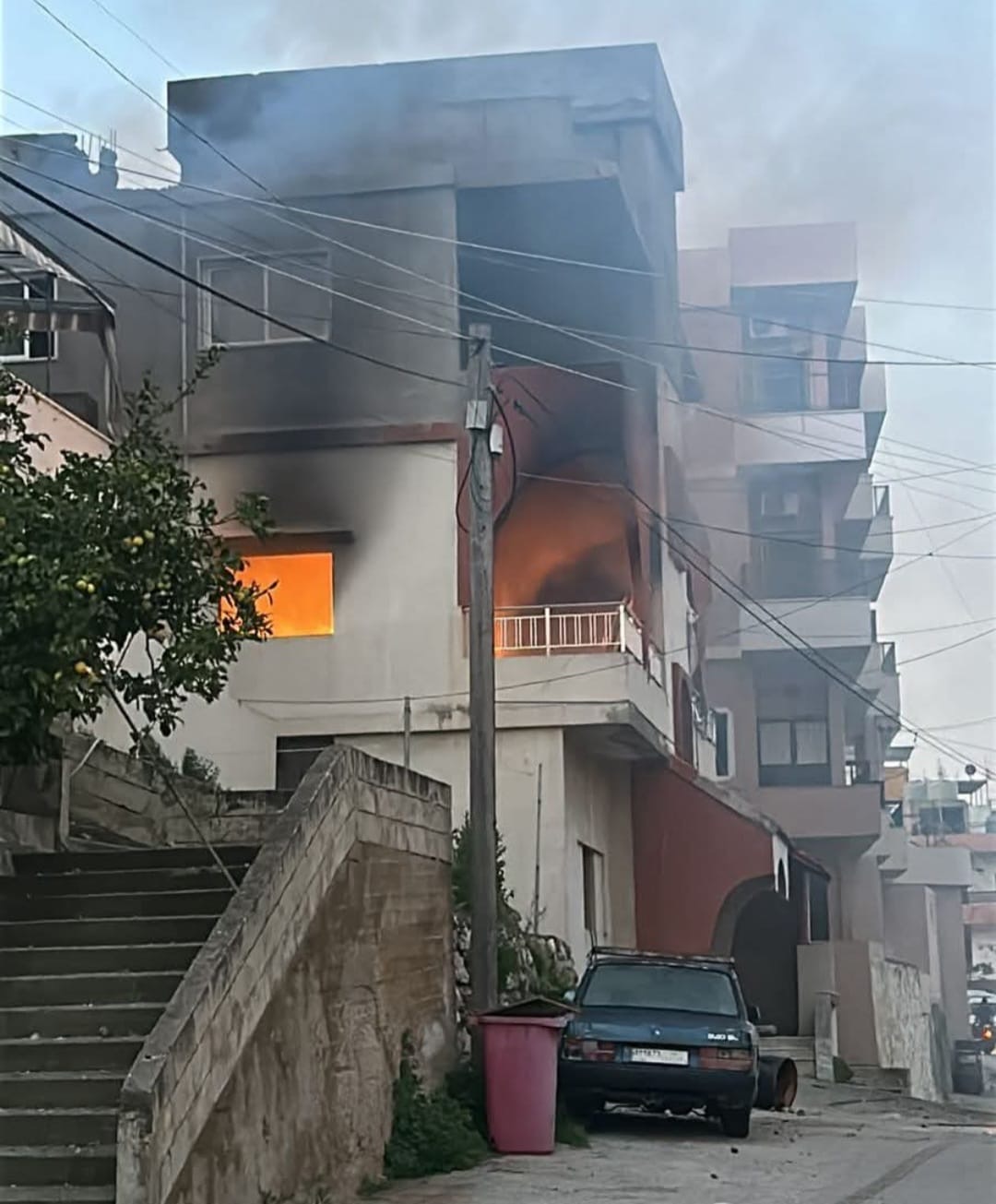 تصعيد إسرائيلي متواصل جنوبًا: غارات على بلدات عدة وجدار صوت فوق صور