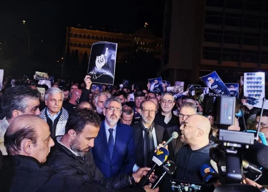 مسيرة حاشدة تنديدا بالجرائم الإسرائيلية بحق الإعلاميين والمسعفين