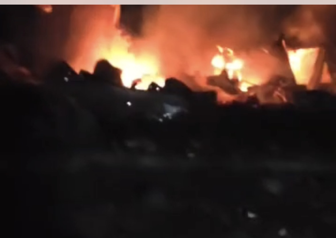 تصعيد إسرائيلي واسع جنوباً وبقاعاً: غارات وقصف مدفعي وعمليات تفجير