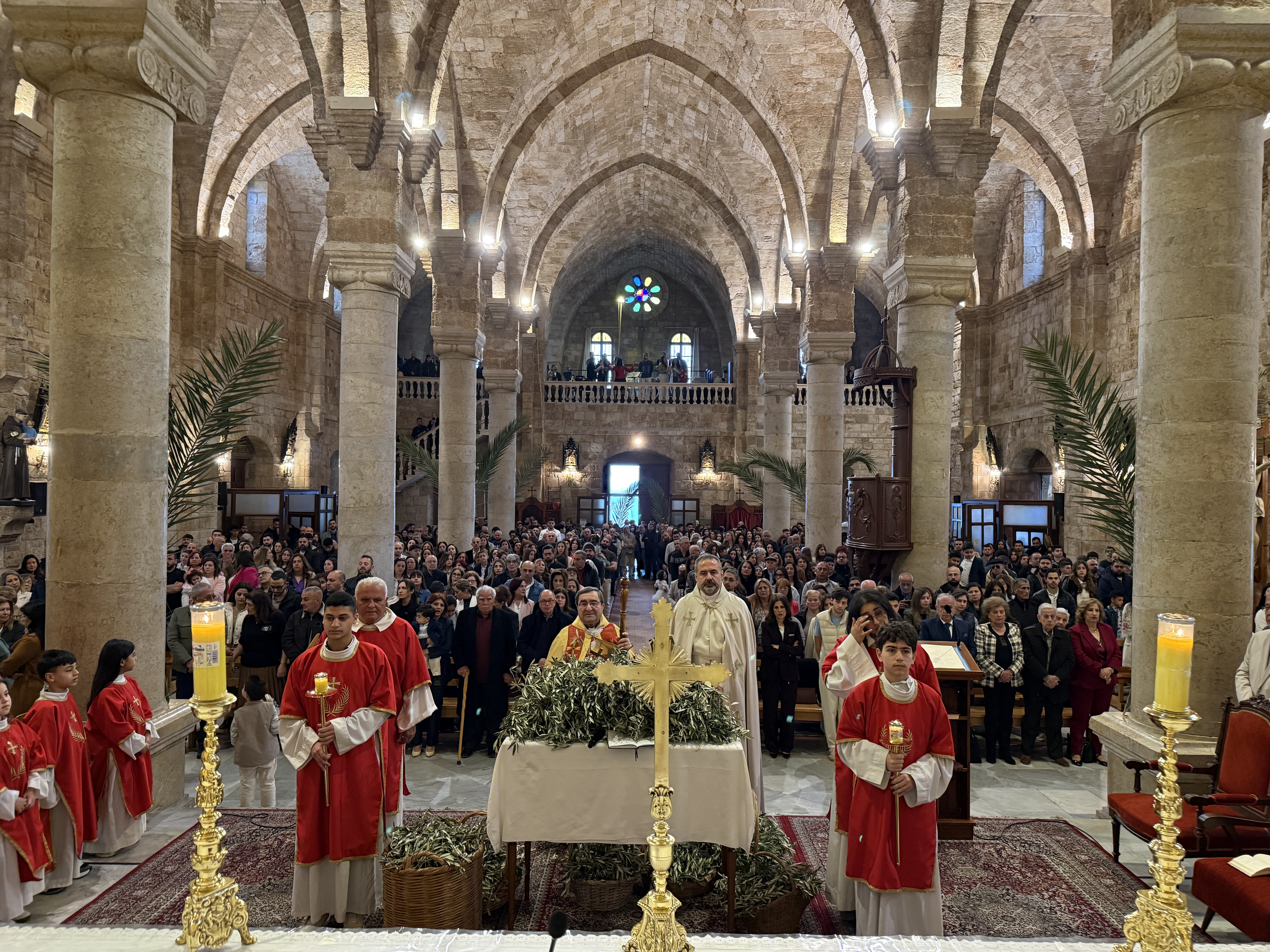 المطران  خيرالله دعا من كاتدرائية مار اسطفان البترون: إلى المصالحة والسلام