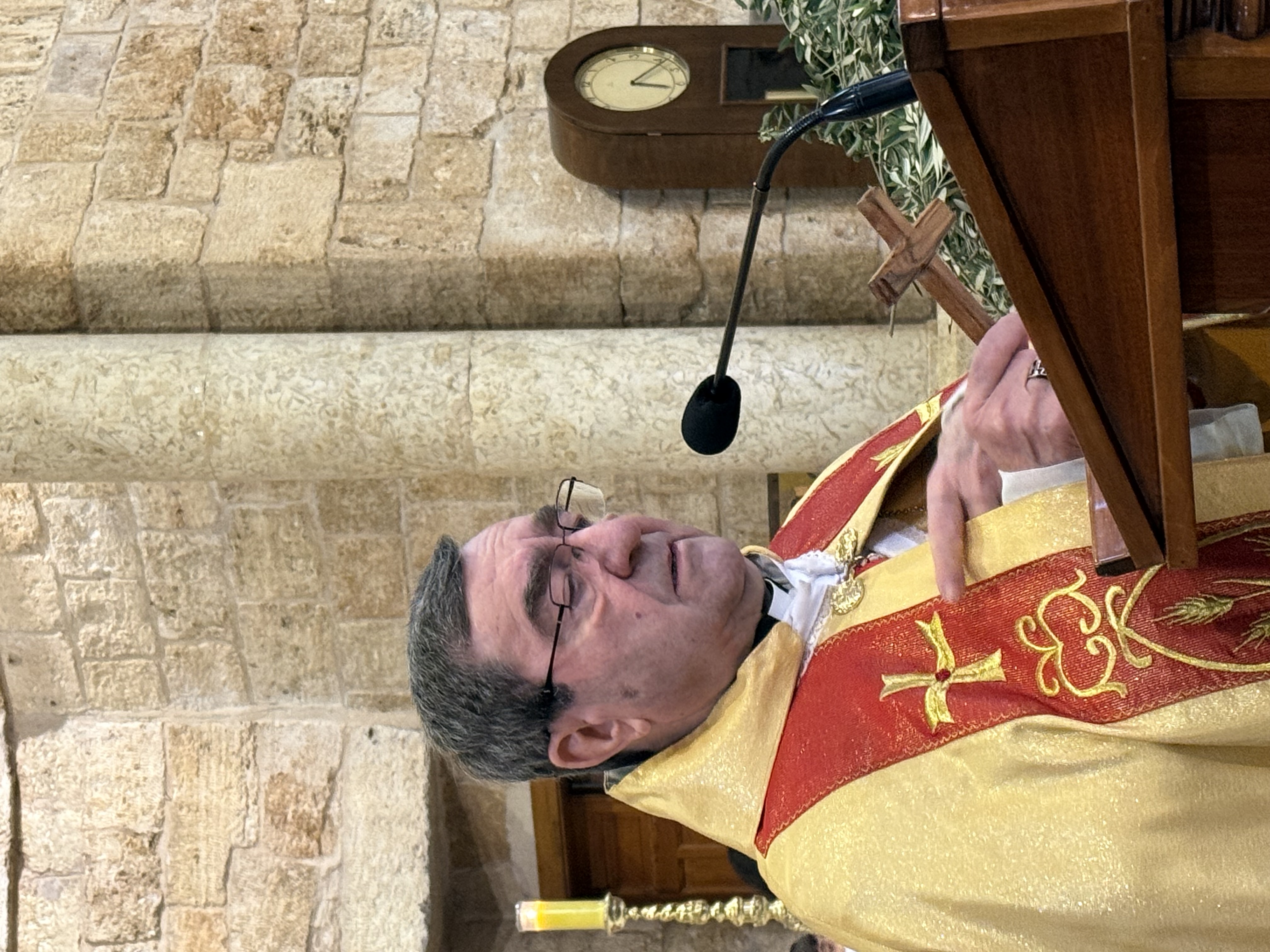 المطران  خيرالله دعا من كاتدرائية مار اسطفان البترون: إلى المصالحة والسلام