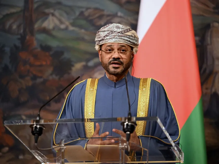 الخارجية العمانية تتقصى مصادر الهجمات على سلطنة عمان وتؤكد التزامها بالحياد الفاعل