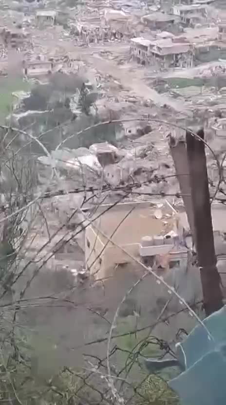 تجريف مقابر وهدم منازل في كفركلا جنوب لبنان