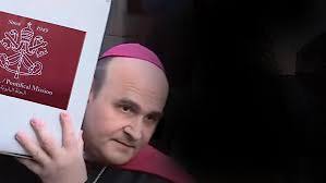 السفير البابوي 