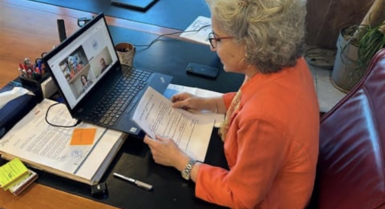 كرامي ناقشت استجابة التعليم الرسمي للظروف الاستثنائية