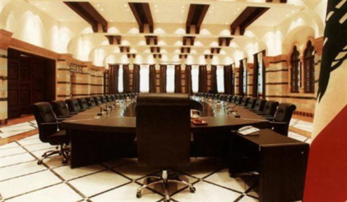 جلسة حكومية في السراي بحضور “الثنائي