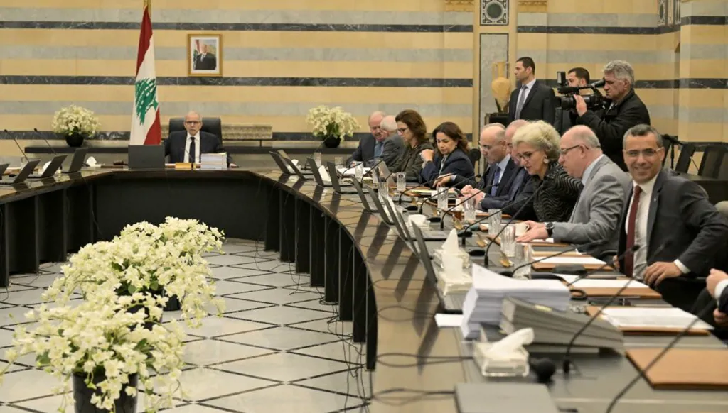 الجهود اللبنانية تتخبّط وسط التصعيد والانسداد الدولي... عون وسلام في شهر الحرب يُجدّدان التزامات الدولة