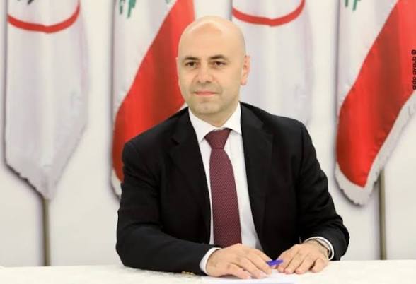 حاصباني: استخدام استراتيجية النعامة بشأن الدور الايراني في لبنان لا يفيد