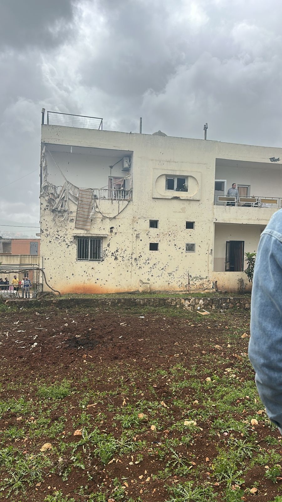 سقوط قذيفة قرب أحد المنازل في بلدة رميش